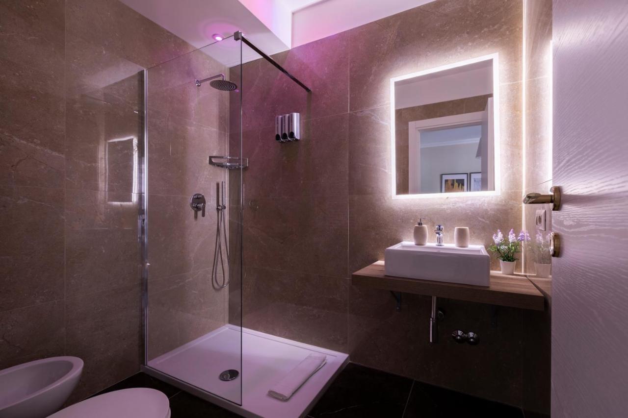 Deluxe Triple Room,1373470895:JPEG
