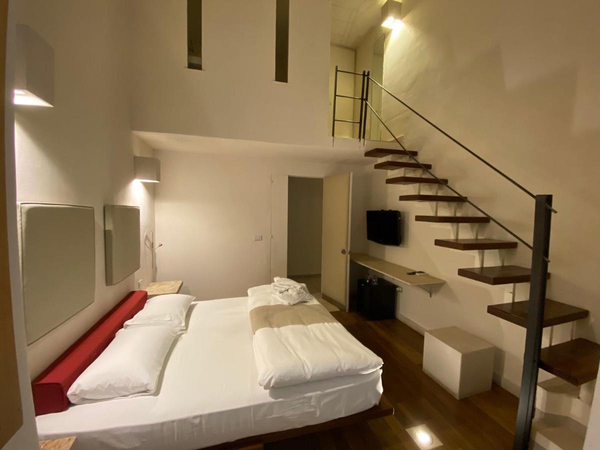 Deluxe Room,1416642276:JPEG