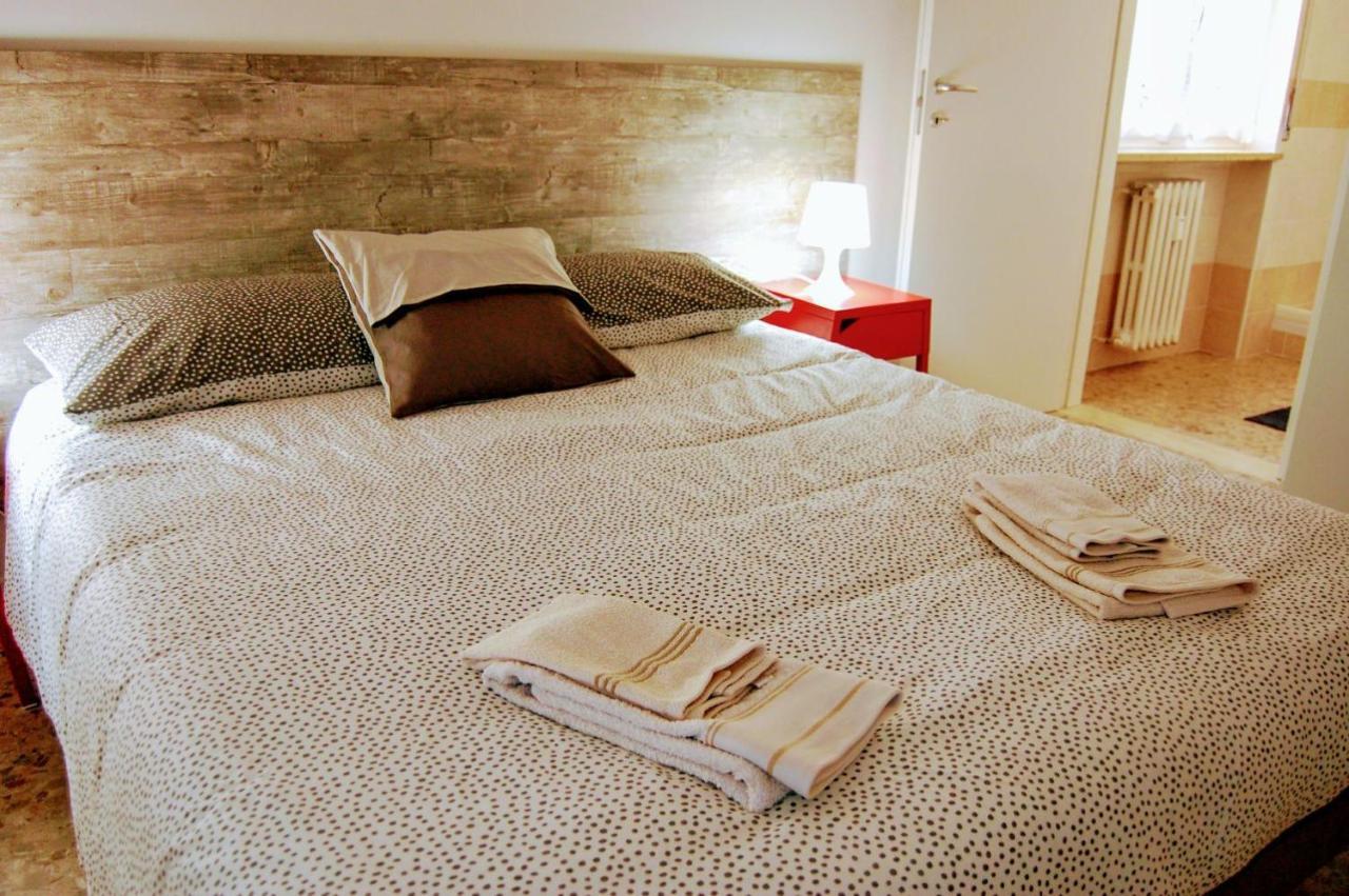 Camera Matrimoniale/Doppia con Letti Singoli con Bagno Privato