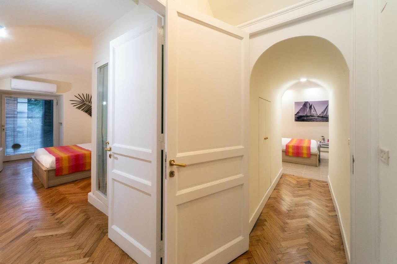 Double Room with Balcony,1033615139:JPEG
