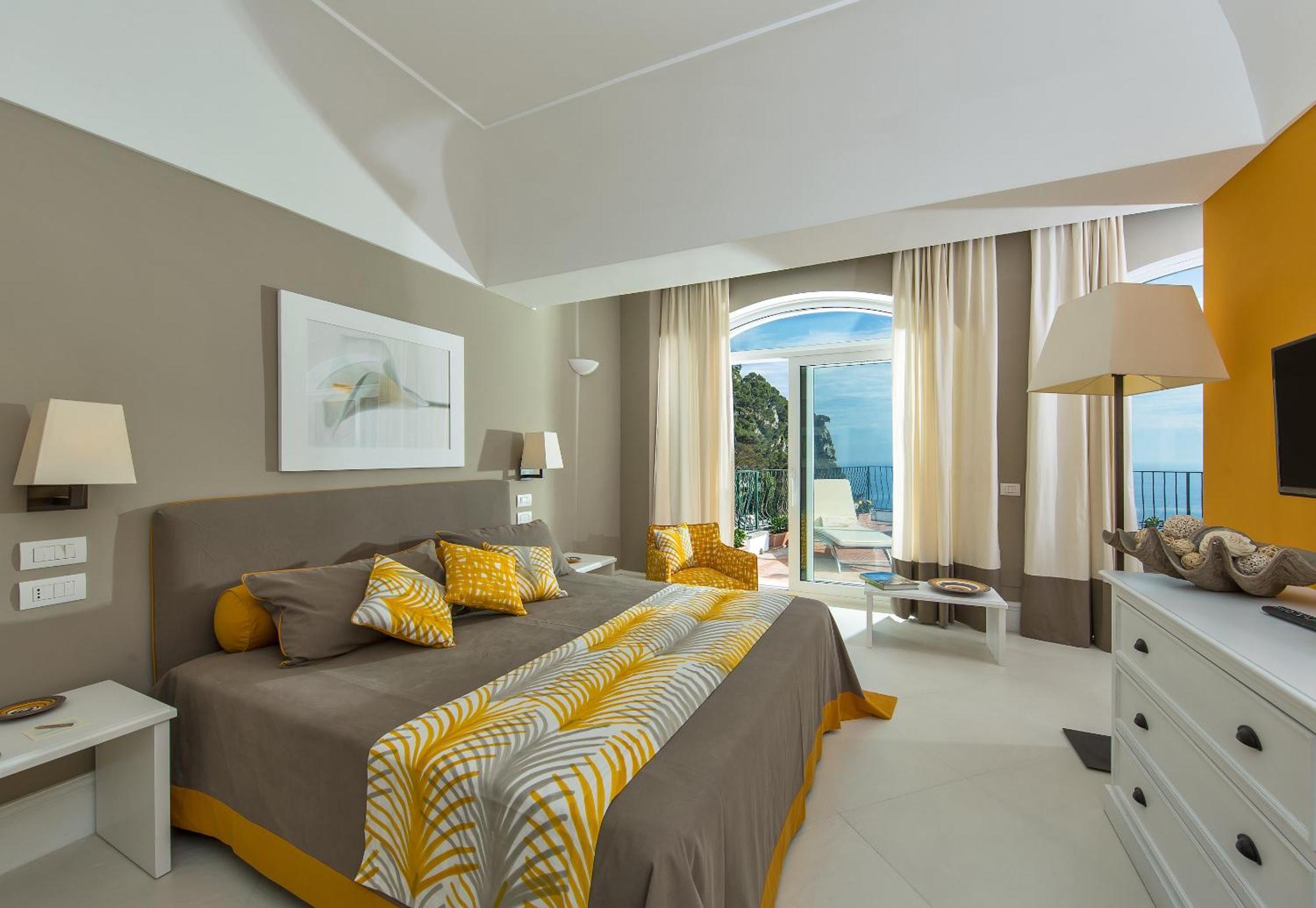 Large Suite Sea View Terrace