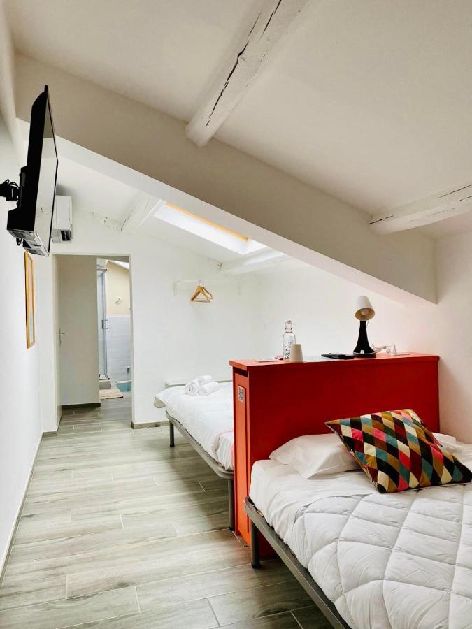 Standard Twin Room,1073654425:JPEG