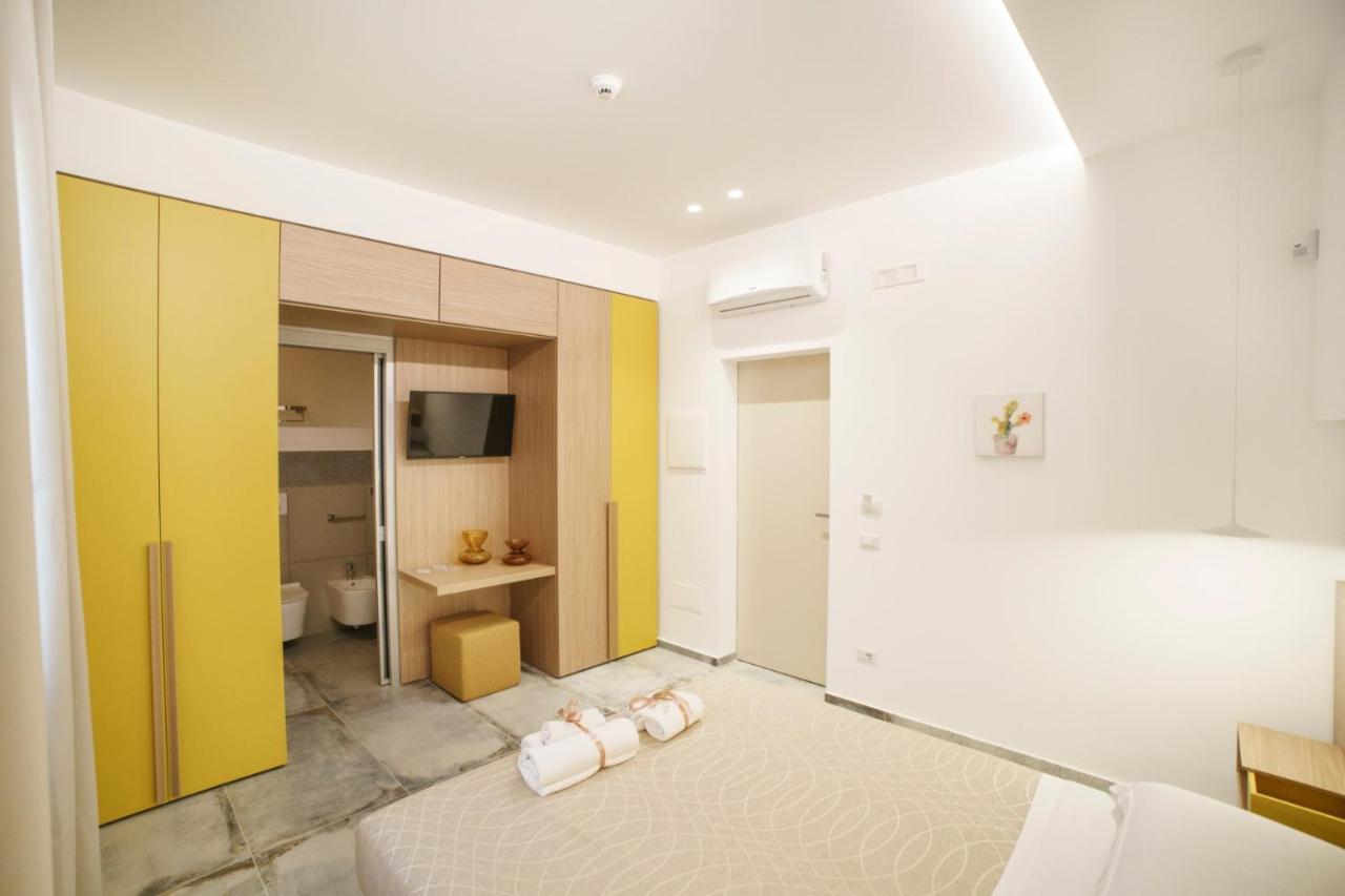 Deluxe Double or Twin Room,1081826659:JPEG
