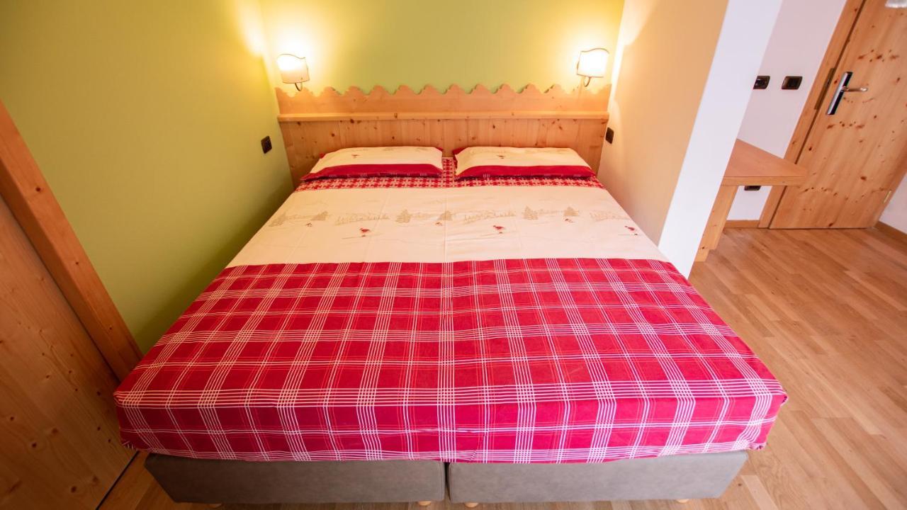 Economy Double or Twin Room,1088464420:JPEG