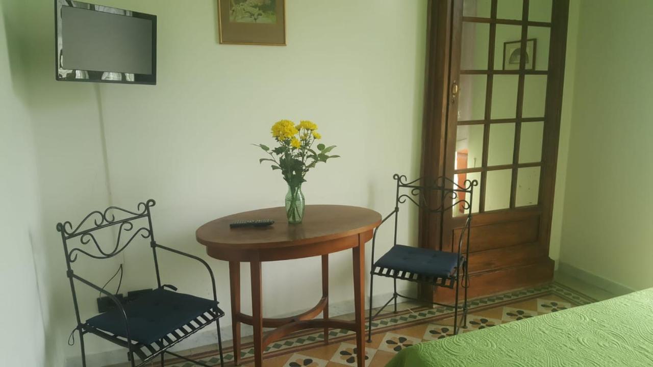 Camera Singola con Bagno Privato Esterno