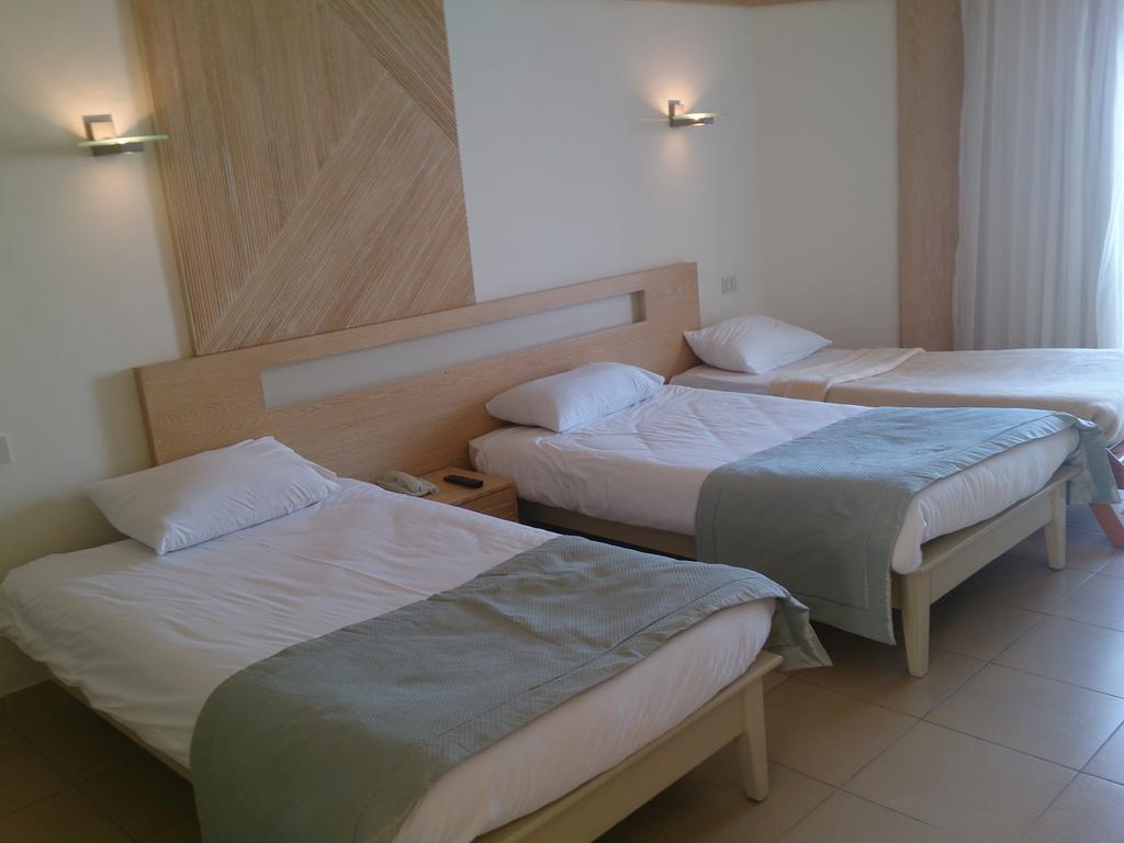 Superior Triple Room Sea View