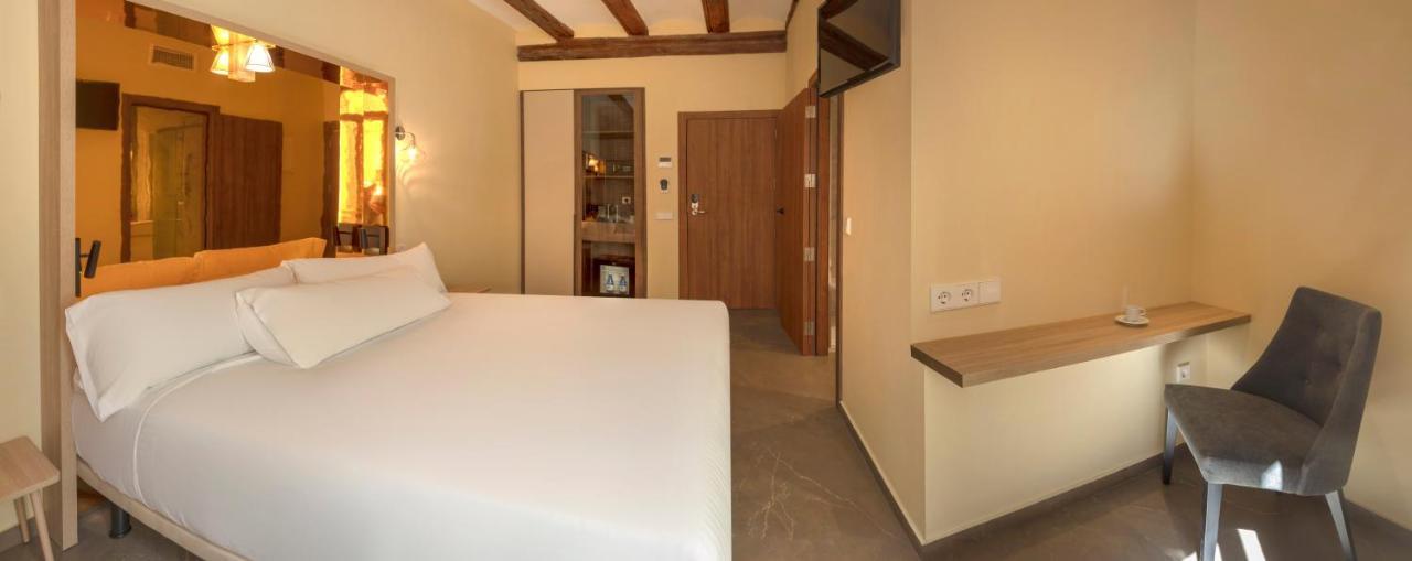 Standard Double Room,1099814373:JPEG