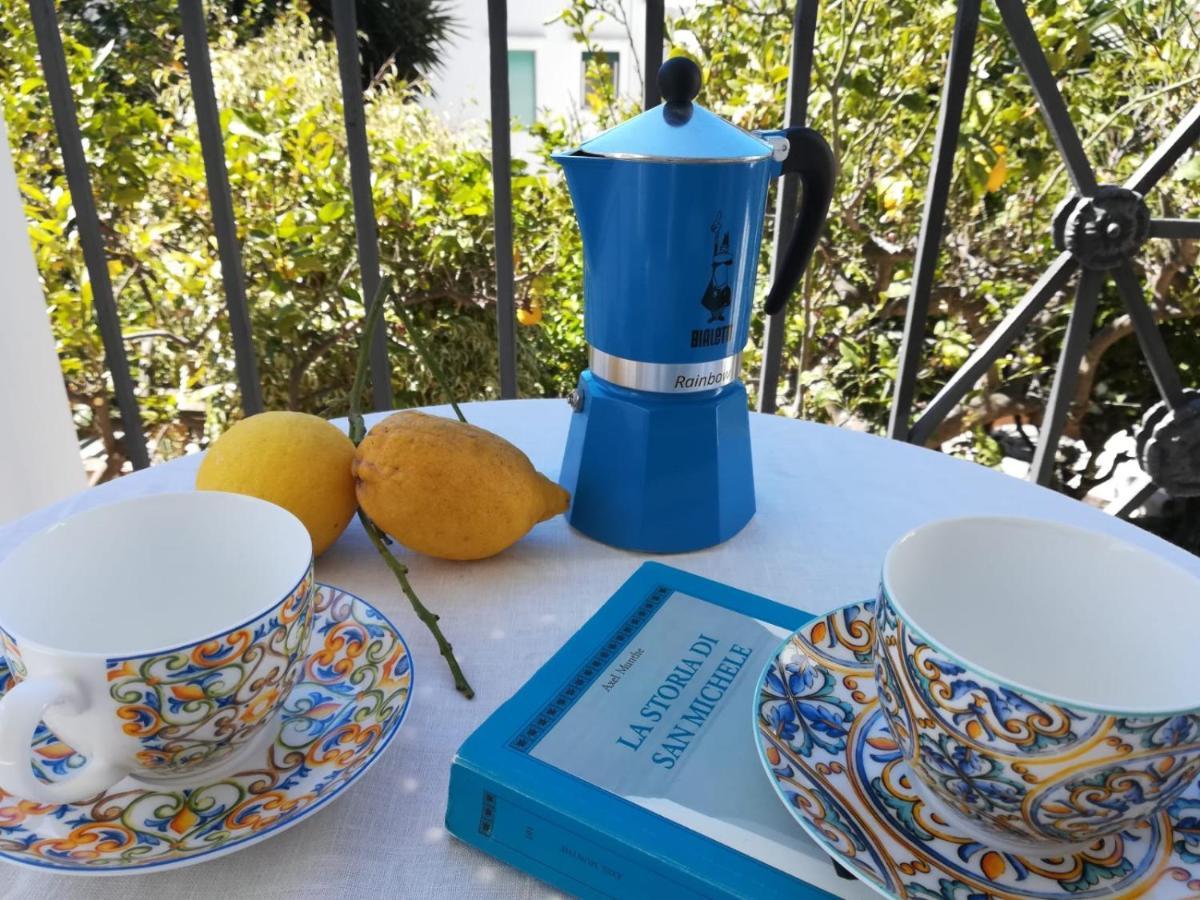Camera Deluxe