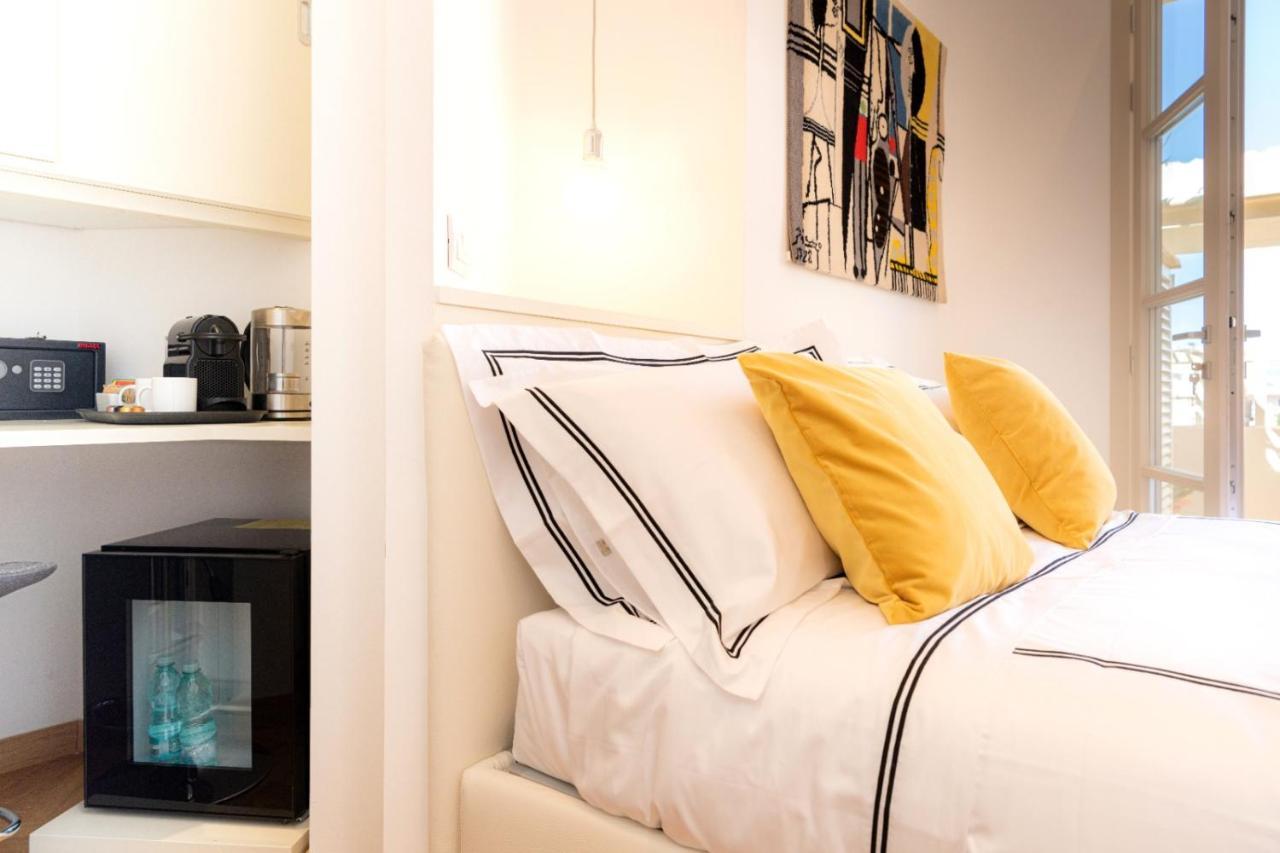 Double Room Private Terrace