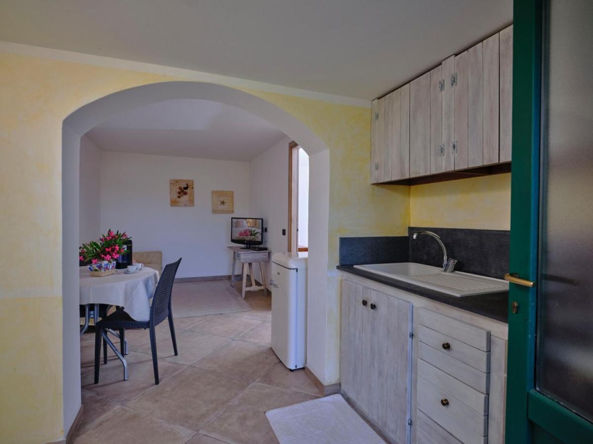 One-Bedroom Apartment,1113696870:JPEG