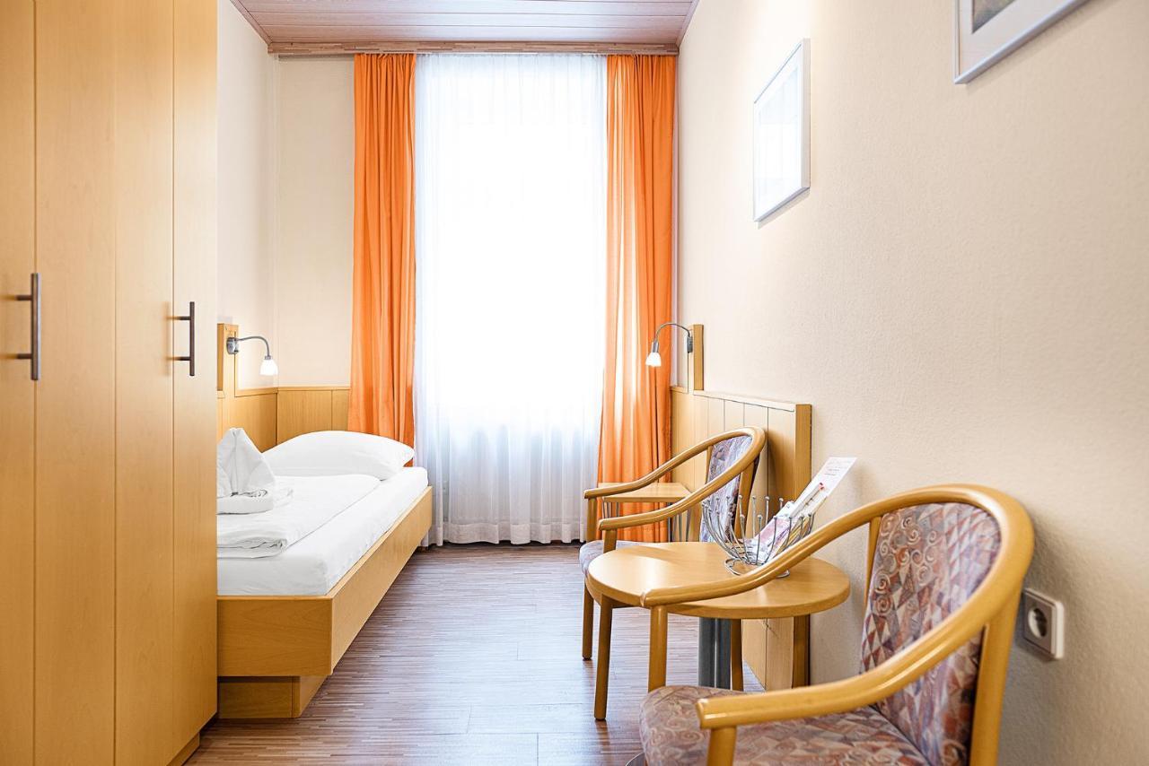 Camera Singola con Bagno in Comune