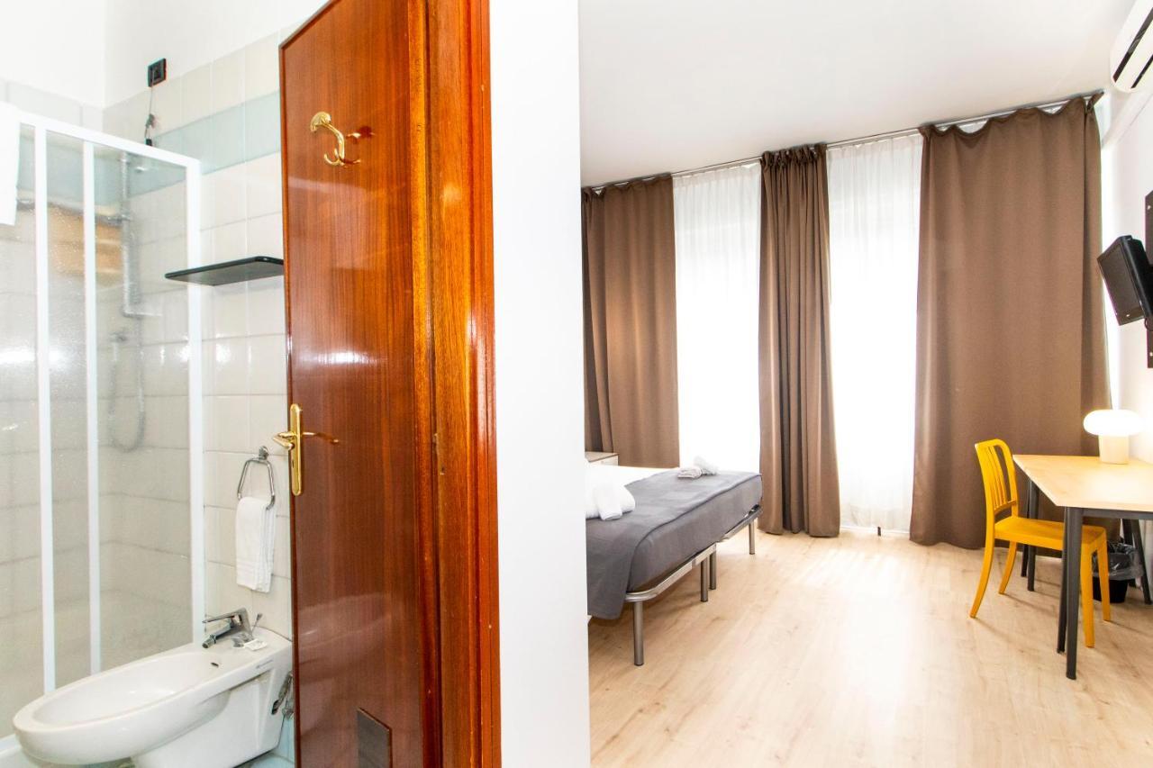 Double Room,1123764405:JPEG