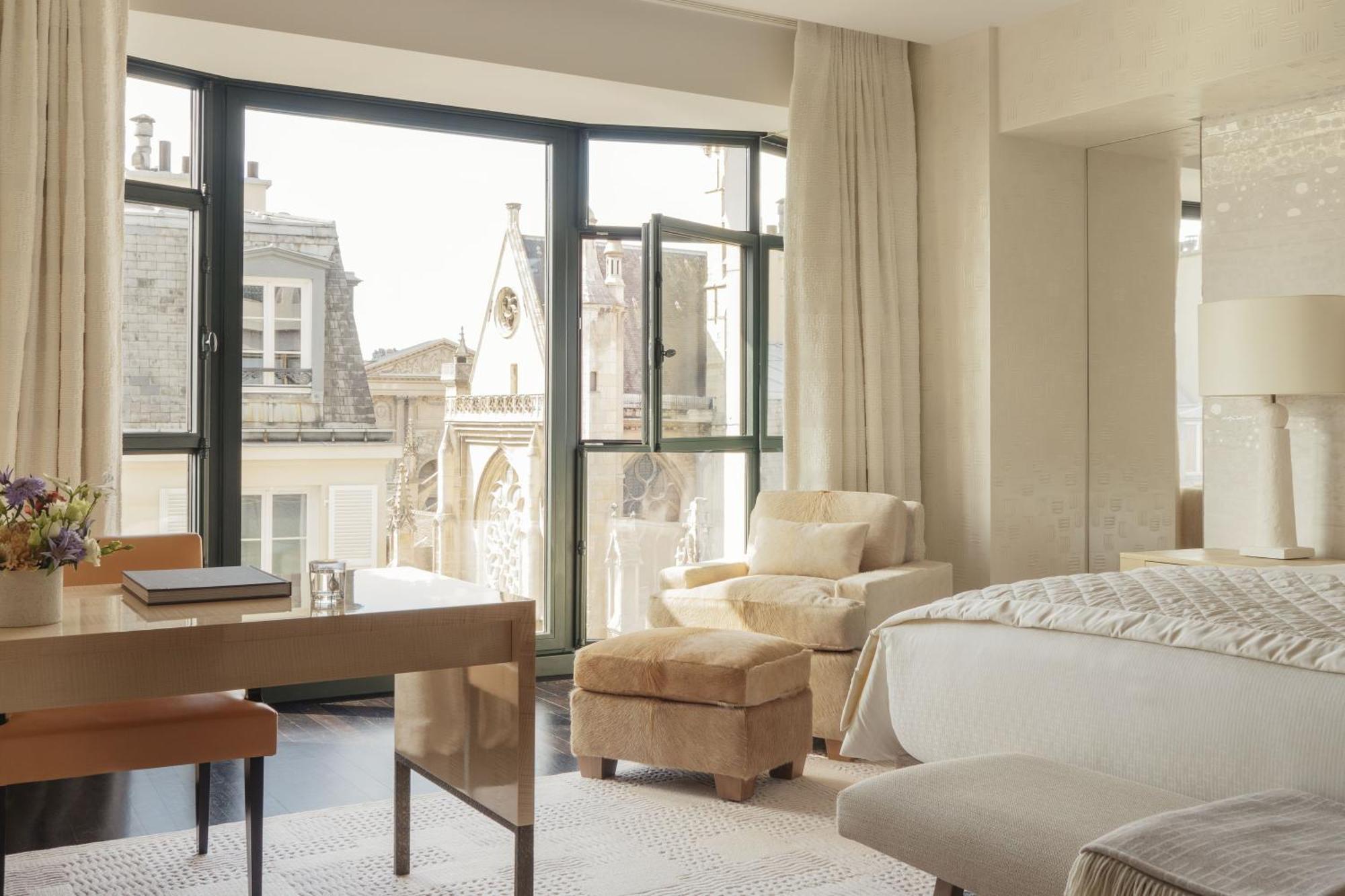 Deluxe Room,1595495297:JPEG
