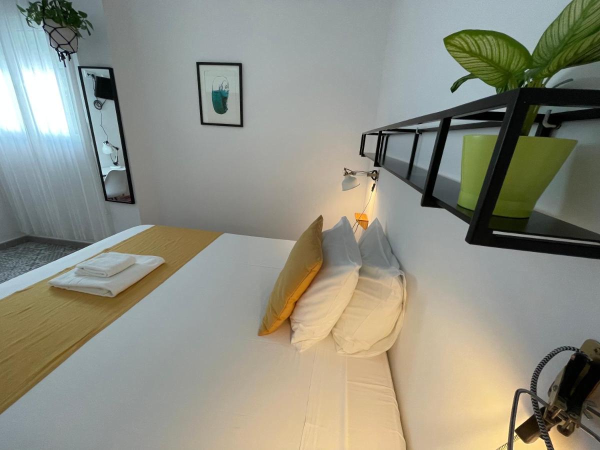 Double Room with Private External Bathroom,1588334755:JPEG