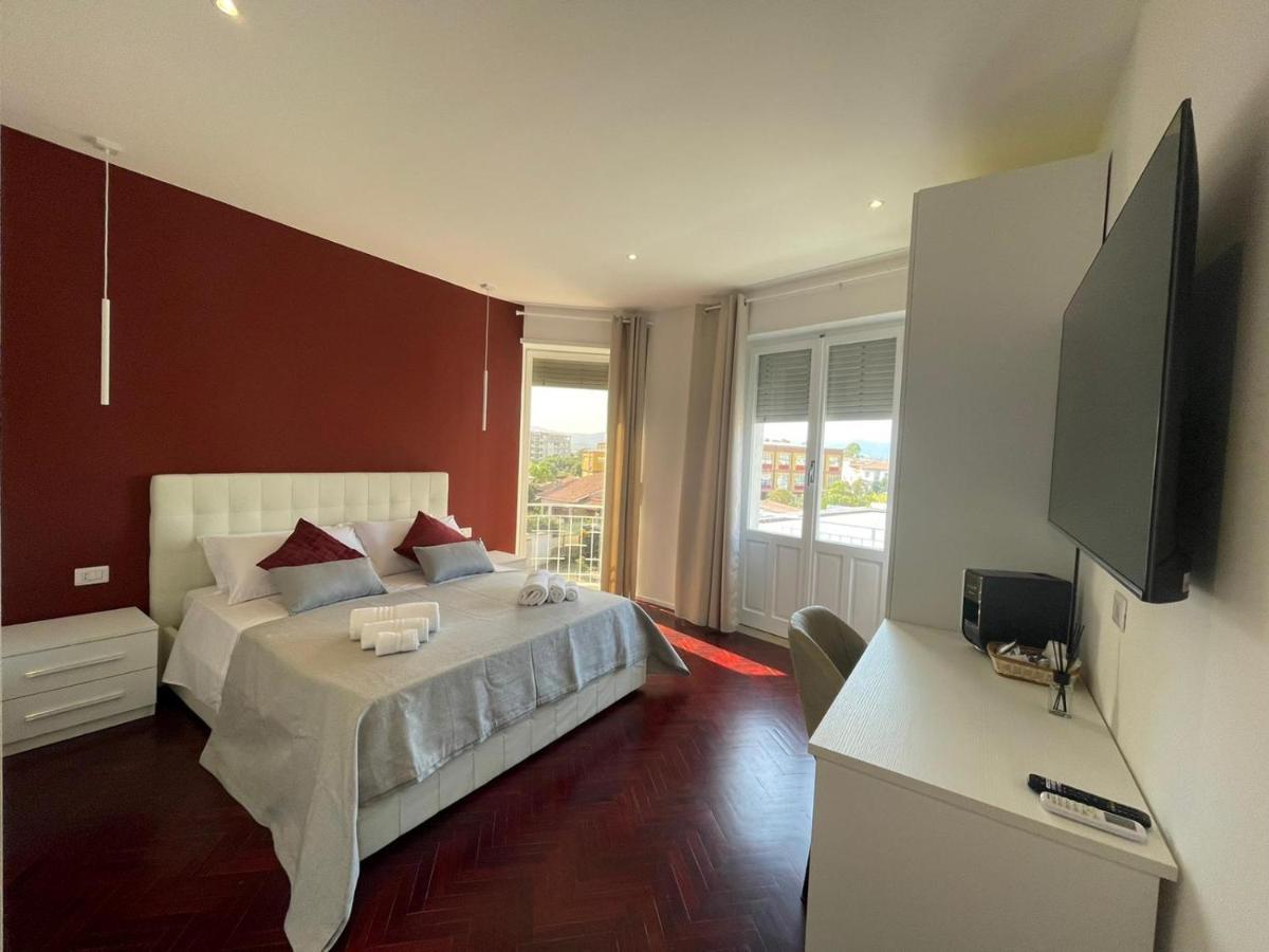 Deluxe Double Room with Balcony,1137316852:JPEG