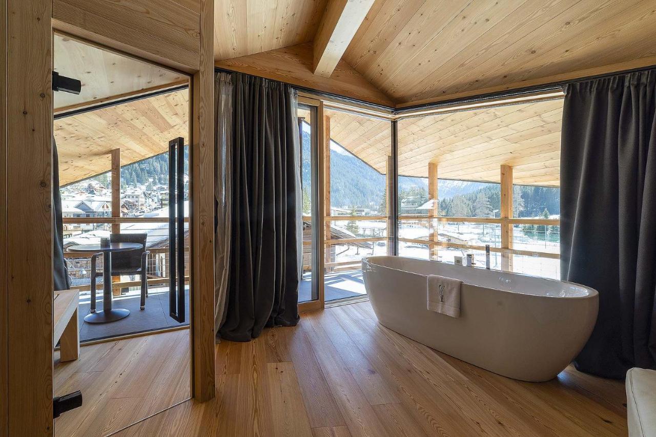 Junior Suite Mountain View