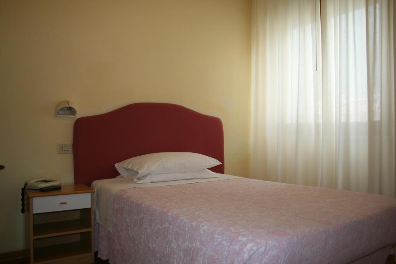 Single Room,1152574824:JPEG