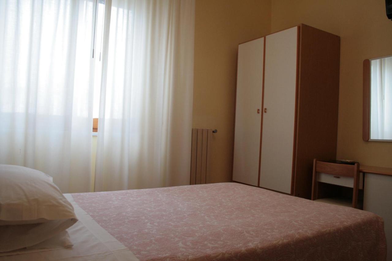 Economy Double Room,1152574902:JPEG