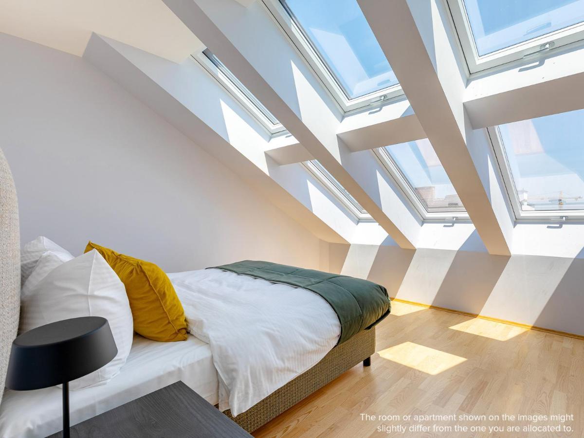 Extra Large 2 Bedroom Apartment with Terrace,1605214309:JPEG