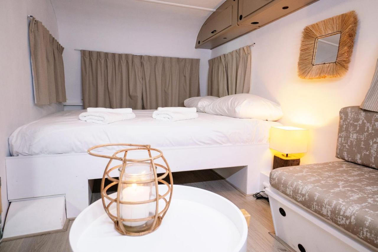 Modern Vintage Caravan,1361229578:JPEG