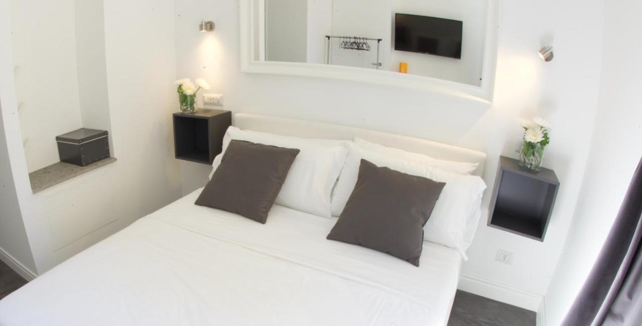 Double Room with Private Bathroom,1167336028:JPEG