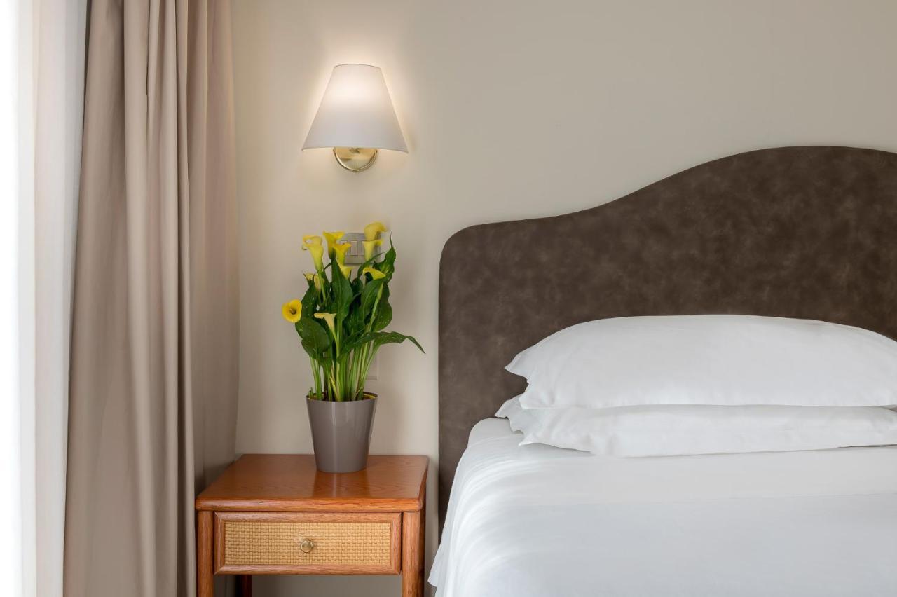 Double or Twin Room,1171097214:JPEG