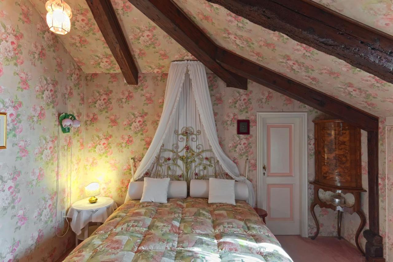 Double Room with Private Bathroom,1184158879:JPEG