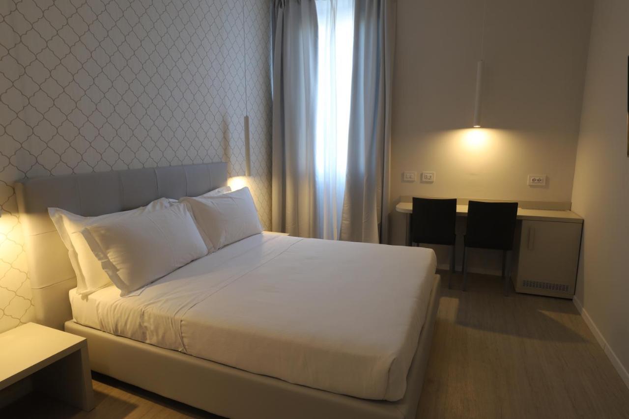 Double Room,1186683748:JPEG