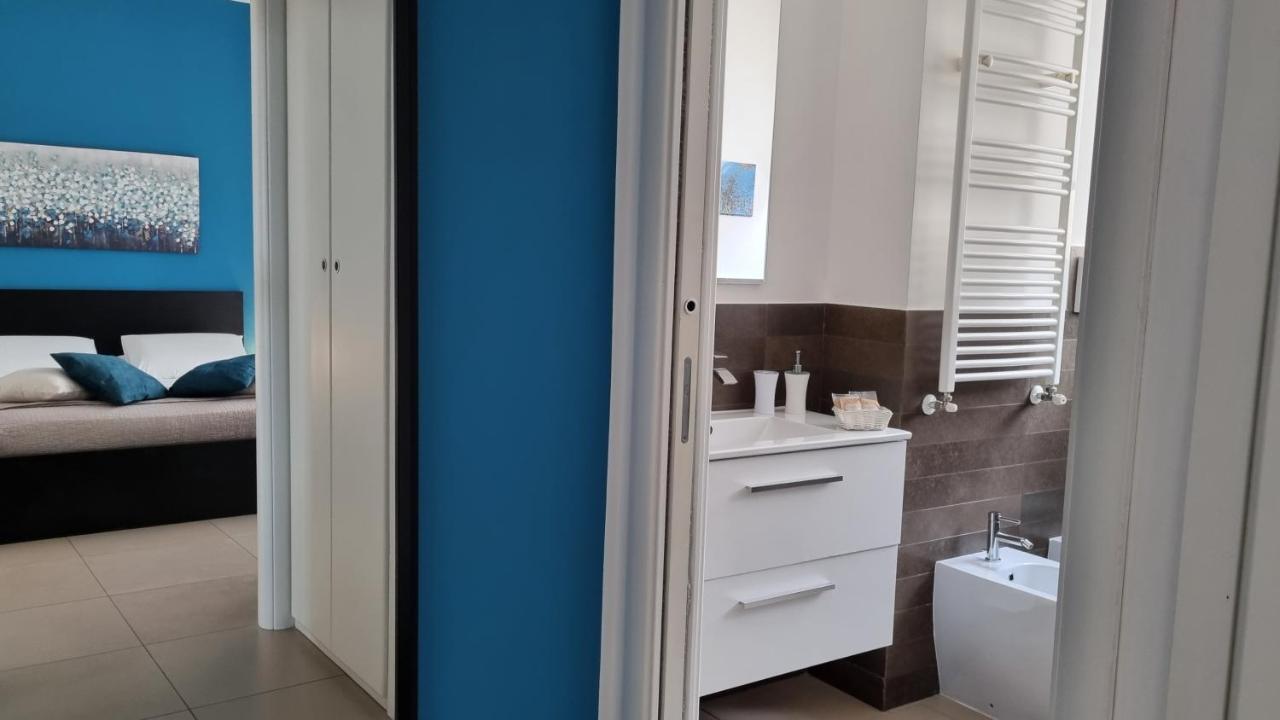 Deluxe Double Room with Balcony,1618860158:JPEG
