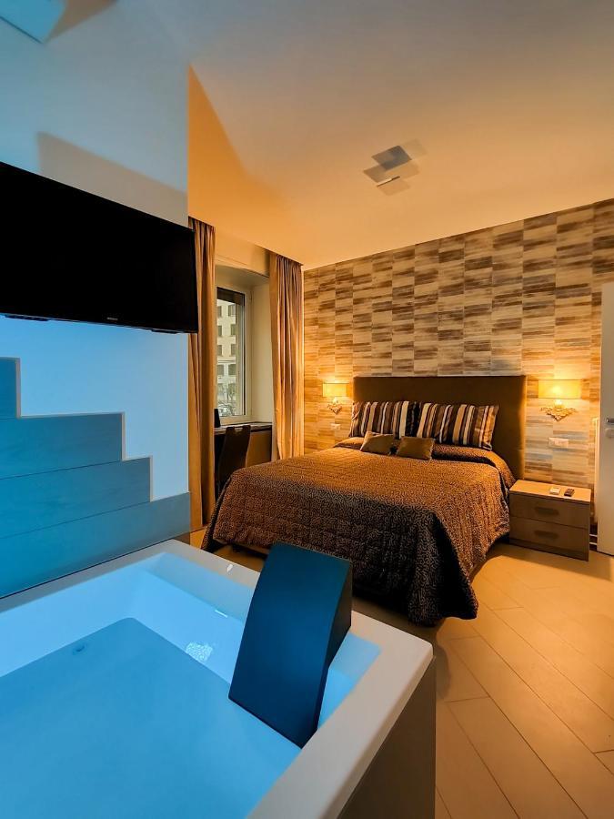 King Suite with Spa Bath,1201769056:JPEG