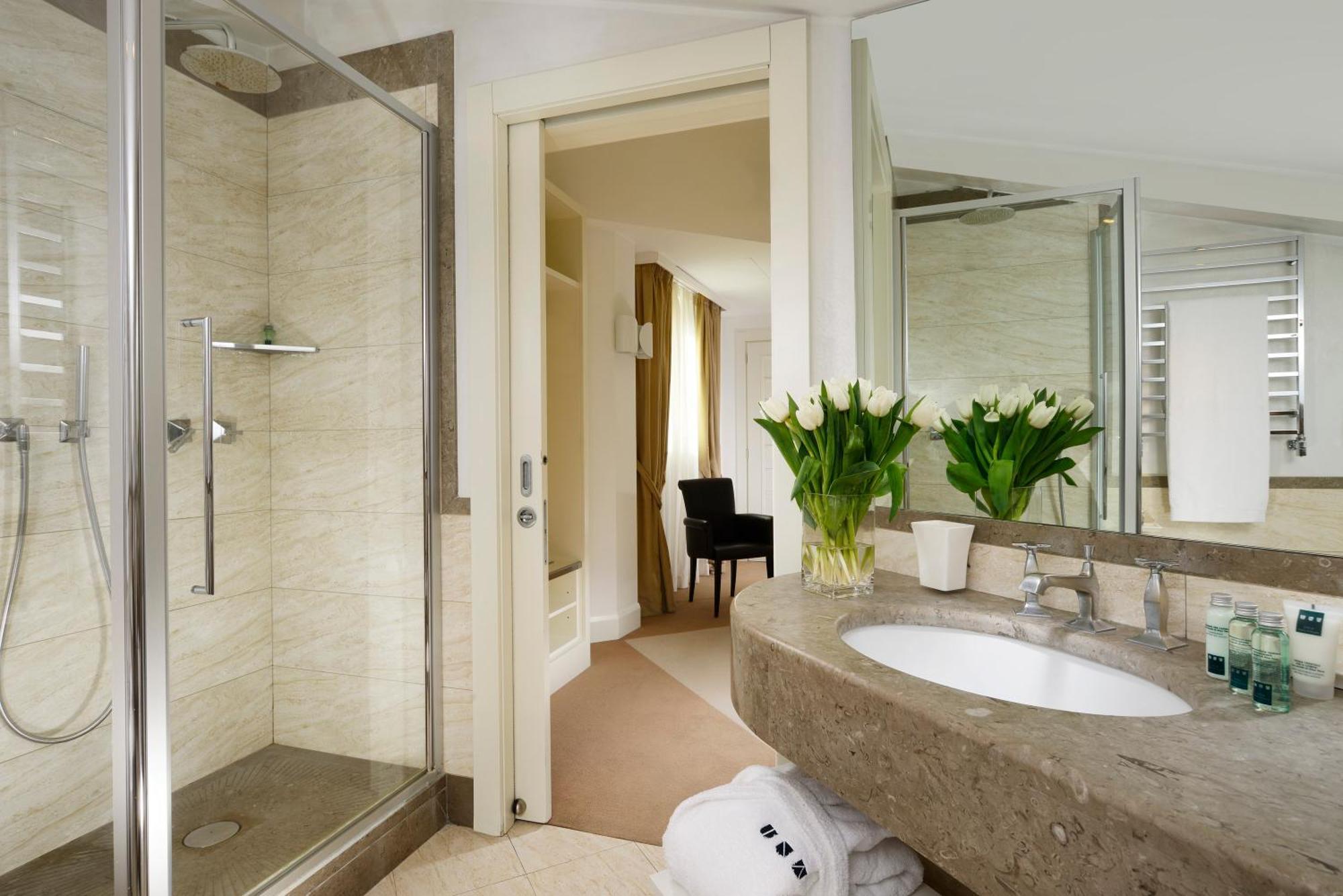 Junior Suite Matrimoniale con Letto Aggiuntivo