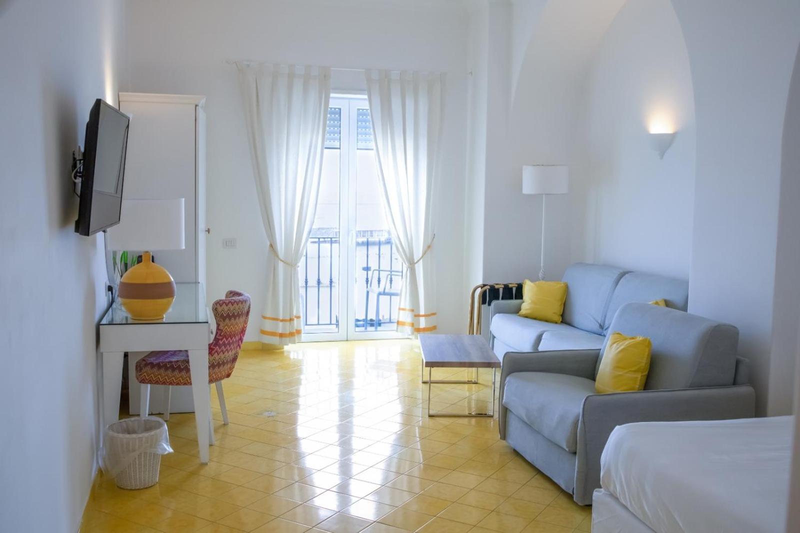 Family Room Sea View Balcony