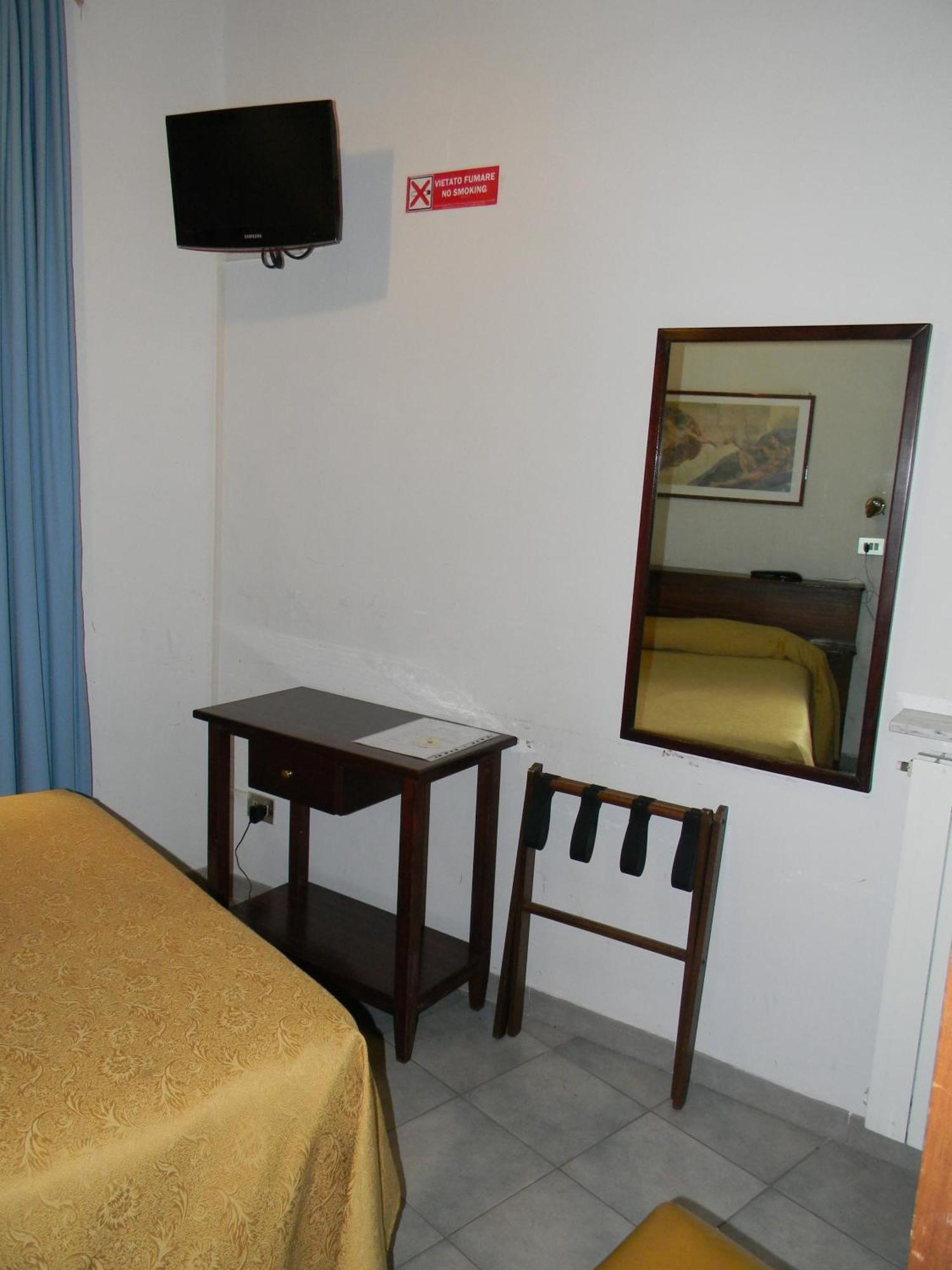 Comfort Single Room,1216150678:JPEG