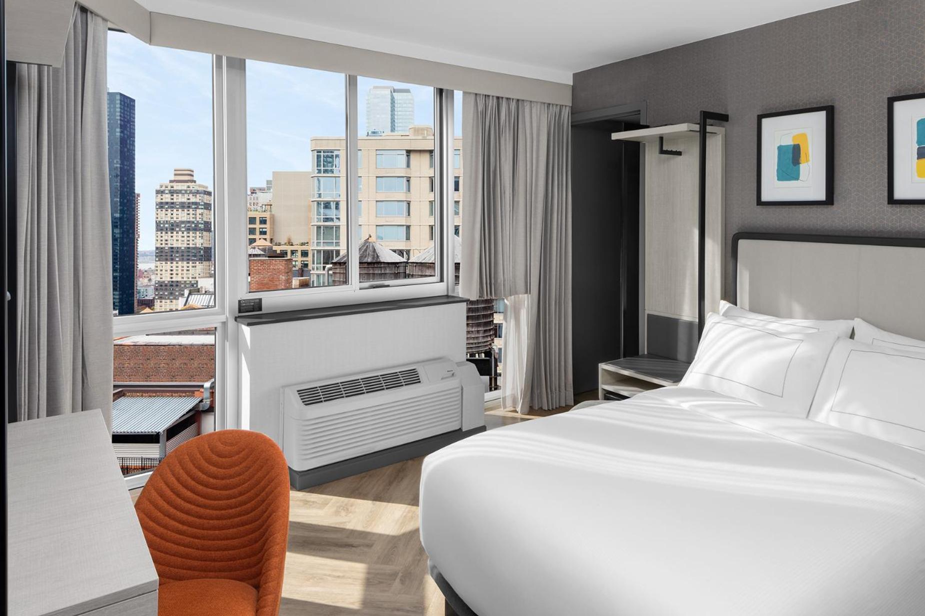 Full Bed Premium Room City View
