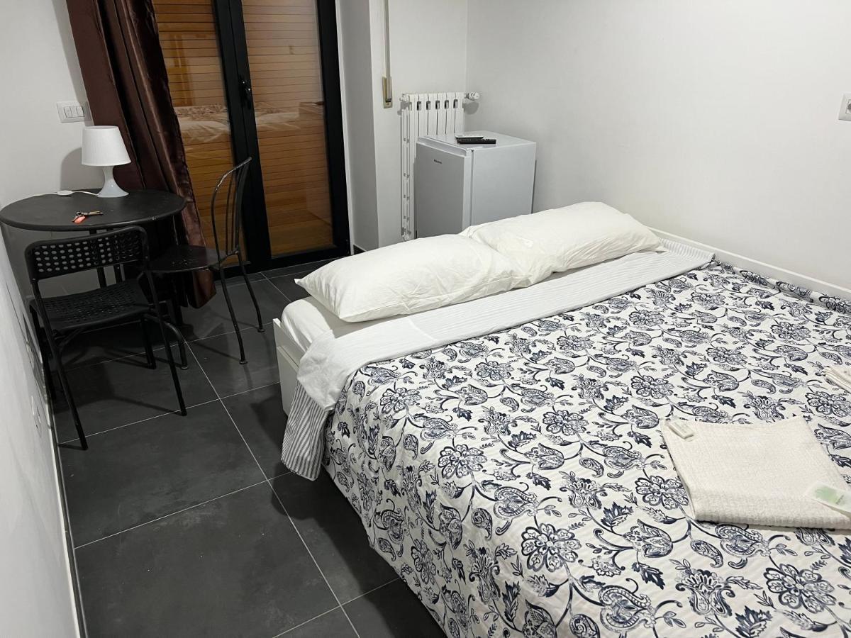 Camera Singola con Bagno in Comune