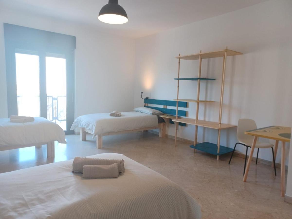 Camera Tripla con Bagno in Comune