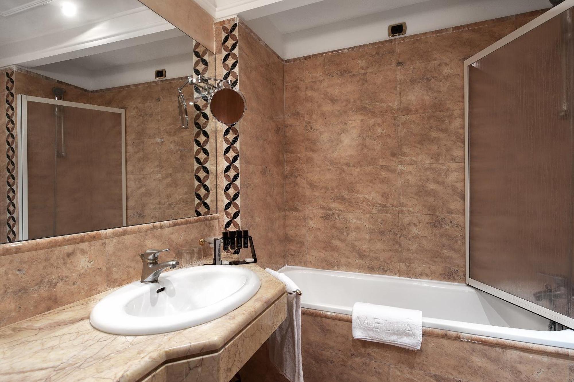 Standard Double Room,1742587246:JPEG