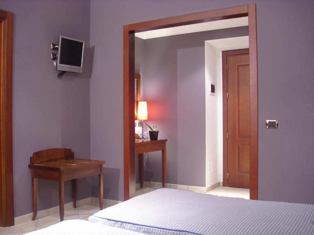 Double or Twin Room,81221469:JPEG