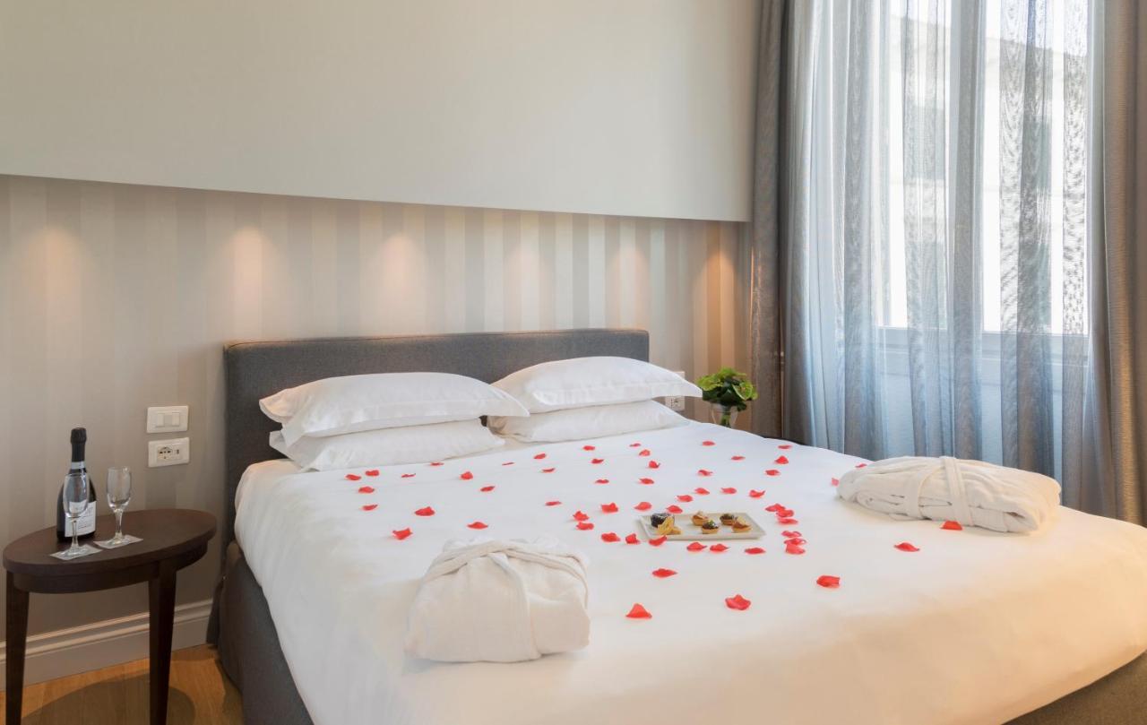 Junior Suite with Spa Access,139203243:JPEG