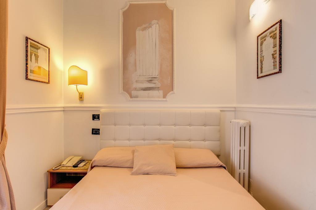 Small Double Room With Small Double Bed,705256327:JPEG