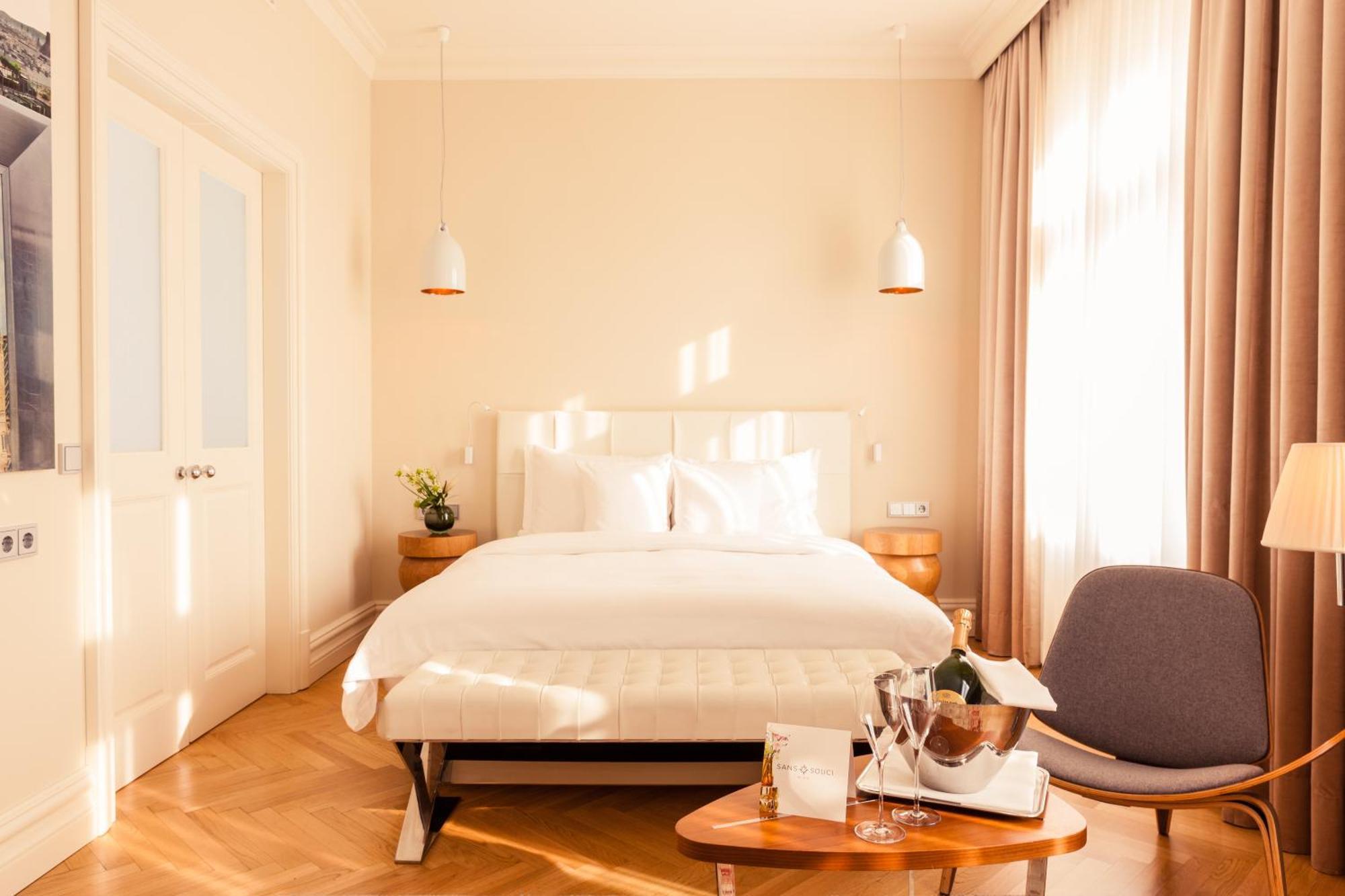 Camera Luxury Matrimoniale/Doppia con Letti Singoli