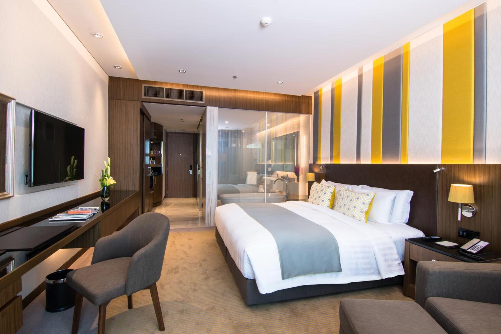 Deluxe King Room,645886734:JPEG