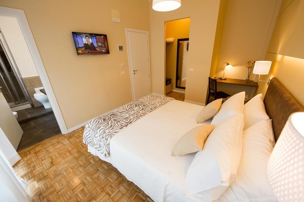 Double Room with Private Bathroom,134921043:JPEG