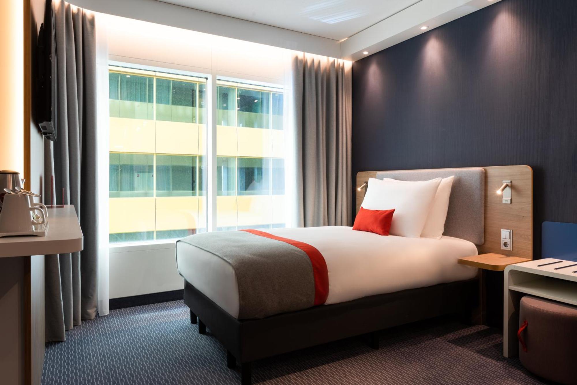 Standard Single Room with Free Breakfast - Accessible,1284879880:JPEG