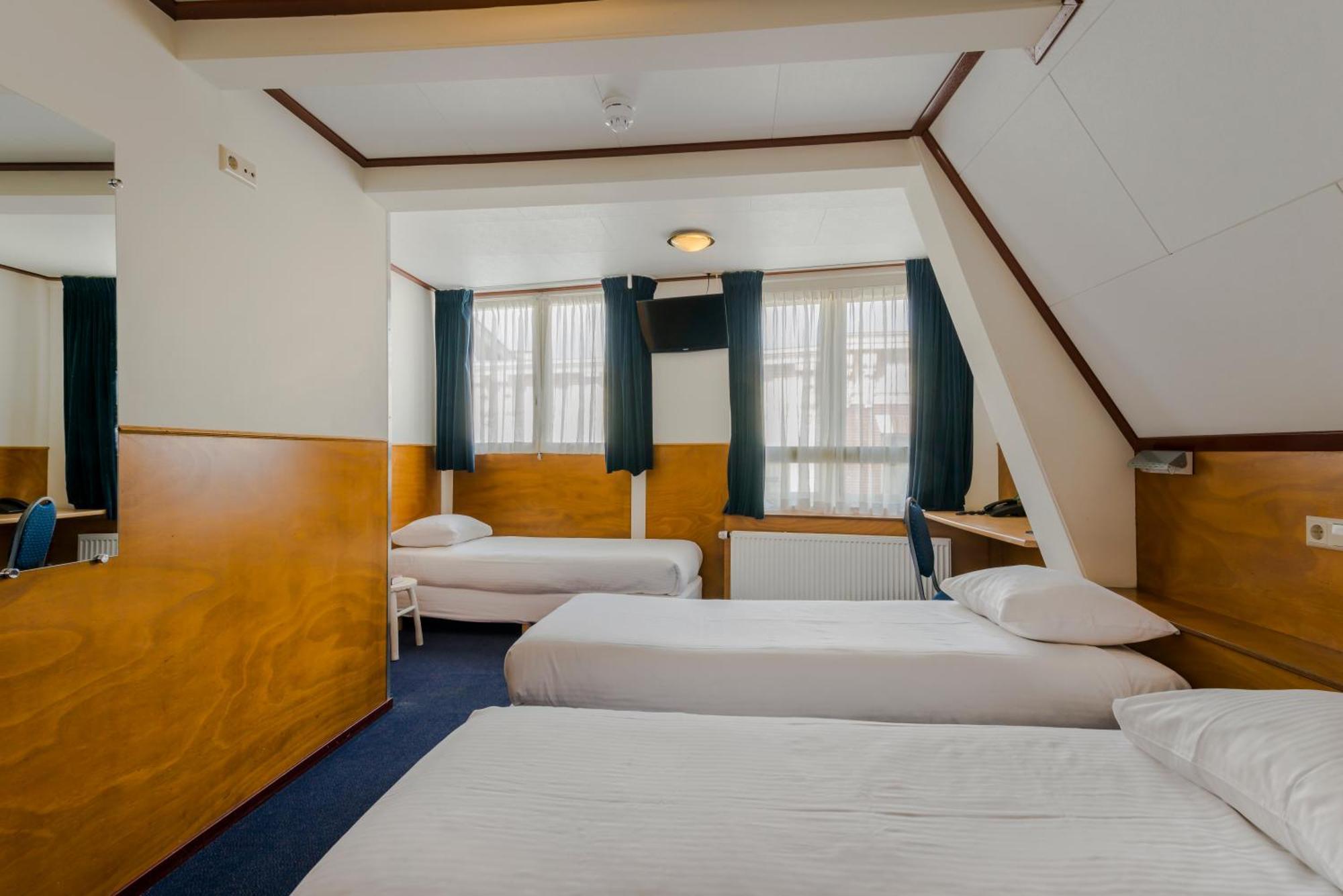 Triple Room with Bathroom,1285340068:JPEG