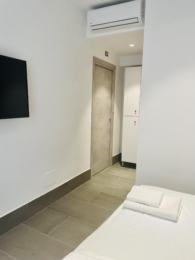 Double Room with Private Bathroom,1290539500:JPEG