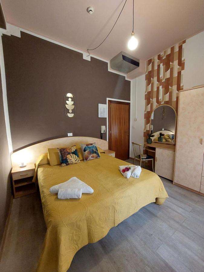 Double Room,1296350398:JPEG