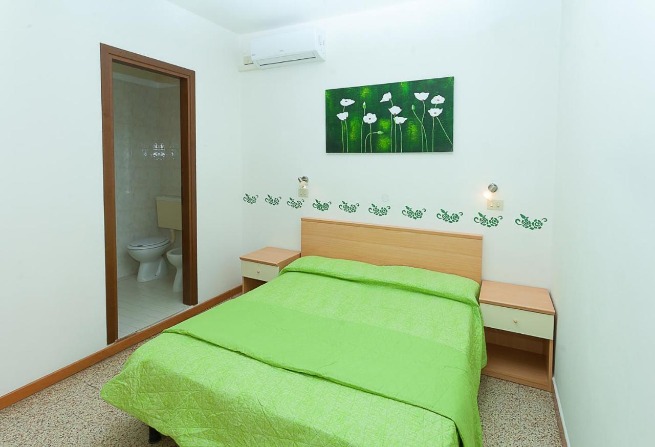 Double Room,1298017849:JPEG