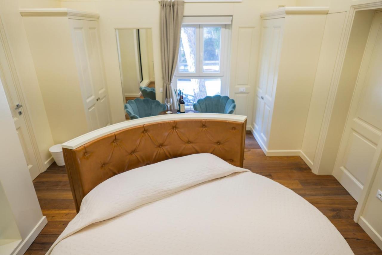 King Room Spa Bath