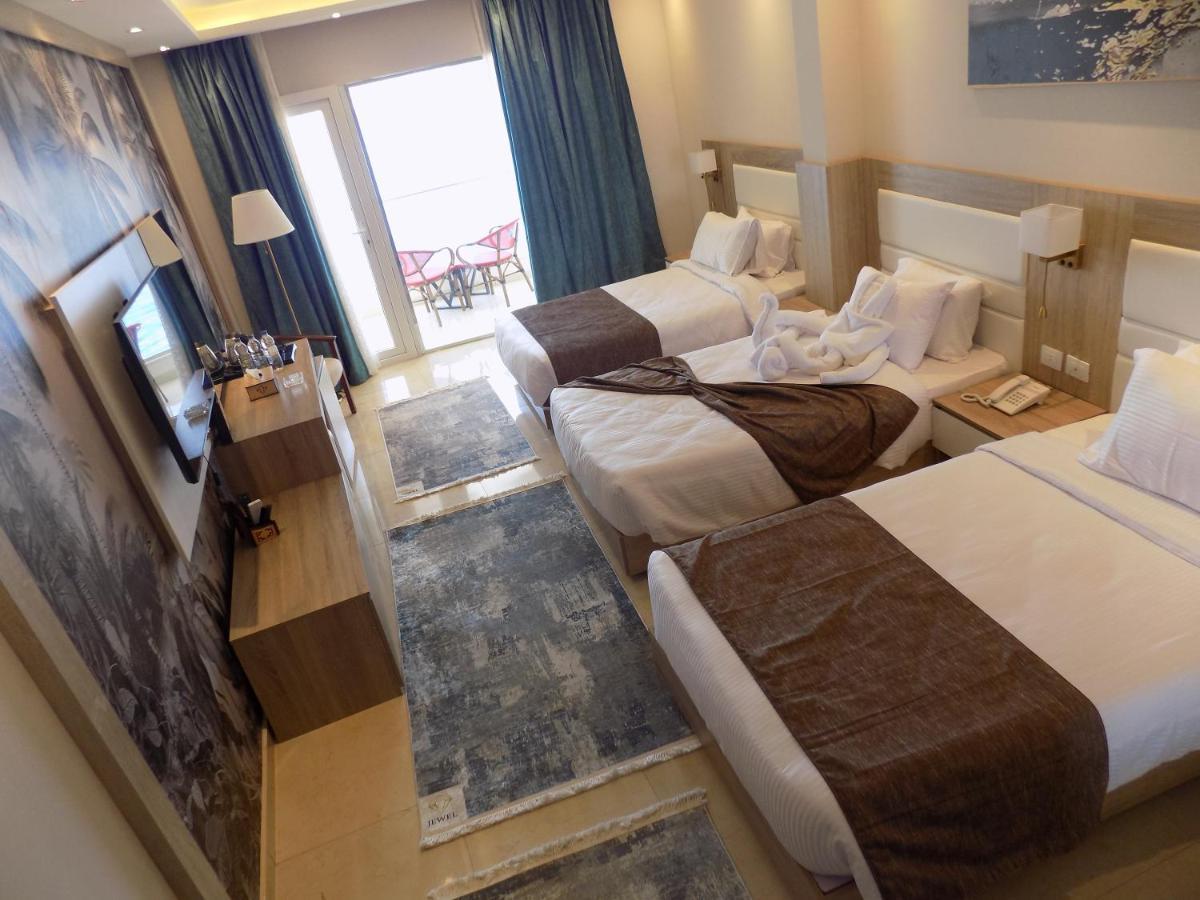 Triple Room Sea View